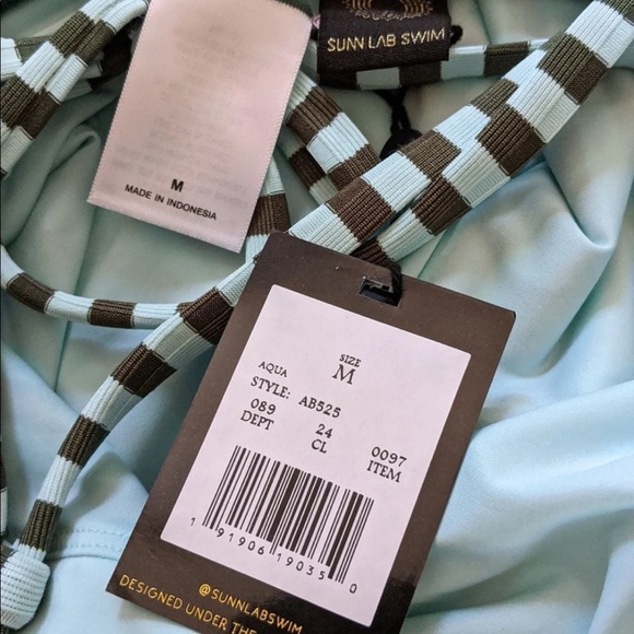 MEDIUM Sunn Lab Swim One Piece Swimsuit - Picture 6 of 10